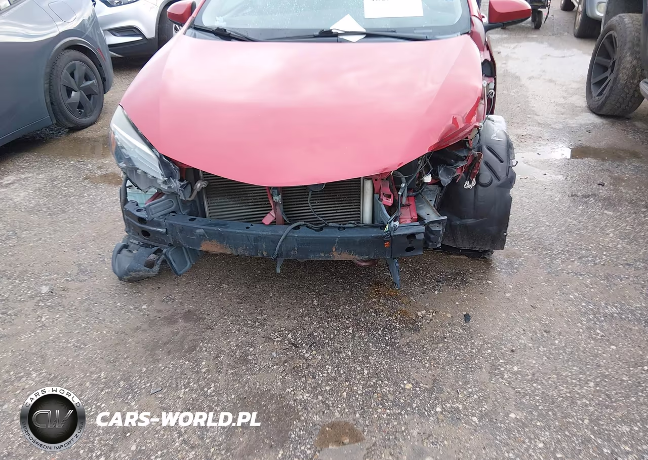 2018 Toyota Corolla Le VIN:5YFBURHE9JP781688 - 6