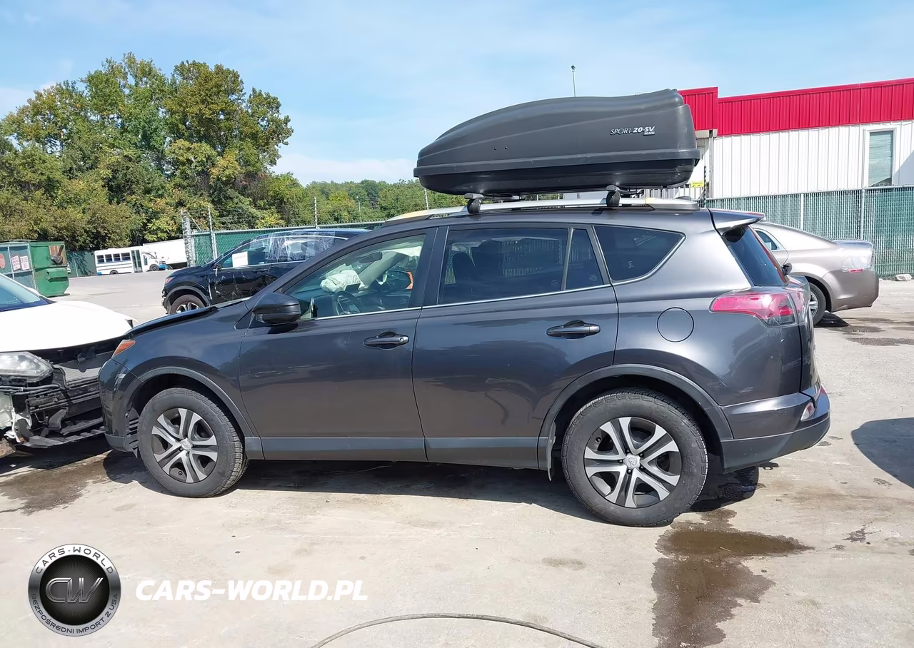 2018 Toyota Rav4 Le VIN:JTMBFREV4JJ212900 - 14