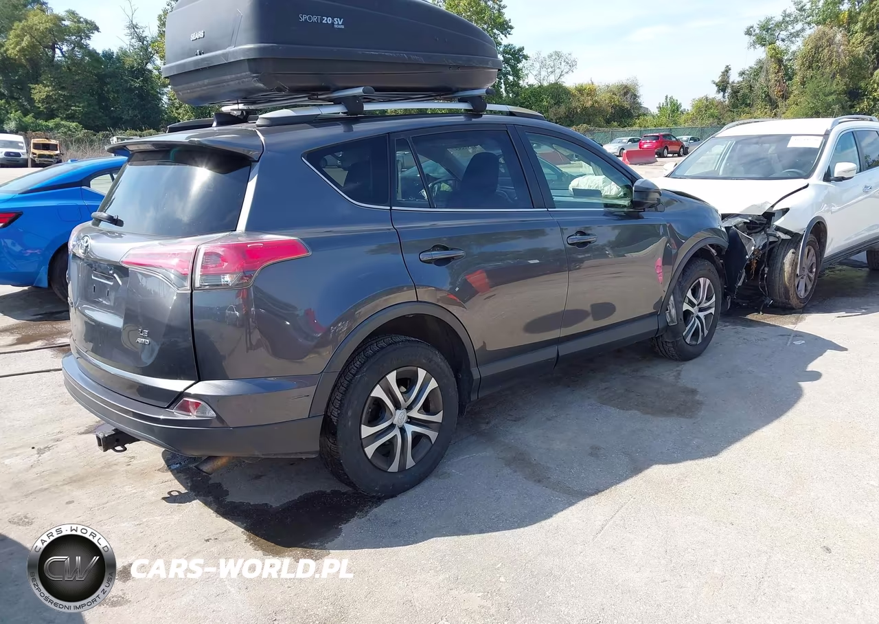 2018 Toyota Rav4 Le VIN:JTMBFREV4JJ212900 - 4