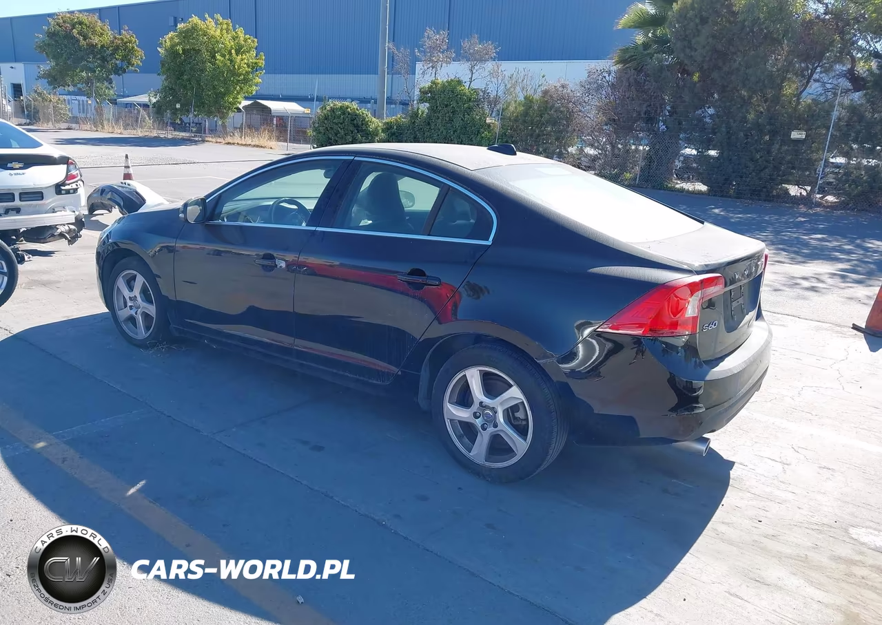 2013 Volvo S60 T5 VIN:YV1612FS2D1218057 - 3
