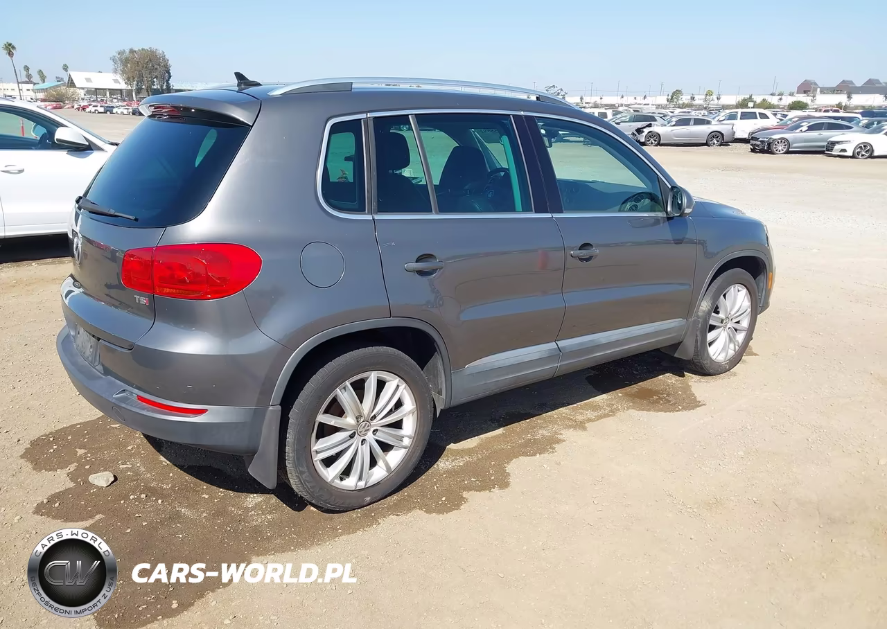 2016 Volkswagen Tiguan Se VIN:WVGAV7AX9GW616230 - 4