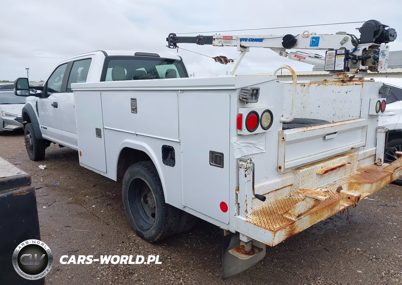 2017 Ford F-450 Chassis Xl VIN:1FD0W4HTXHEC61666 - 3