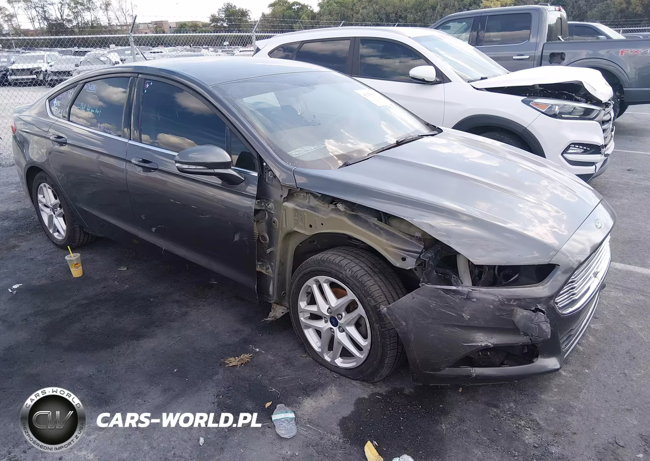 2015 Ford Fusion Se VIN:3FA6P0H77FR274396 - 1