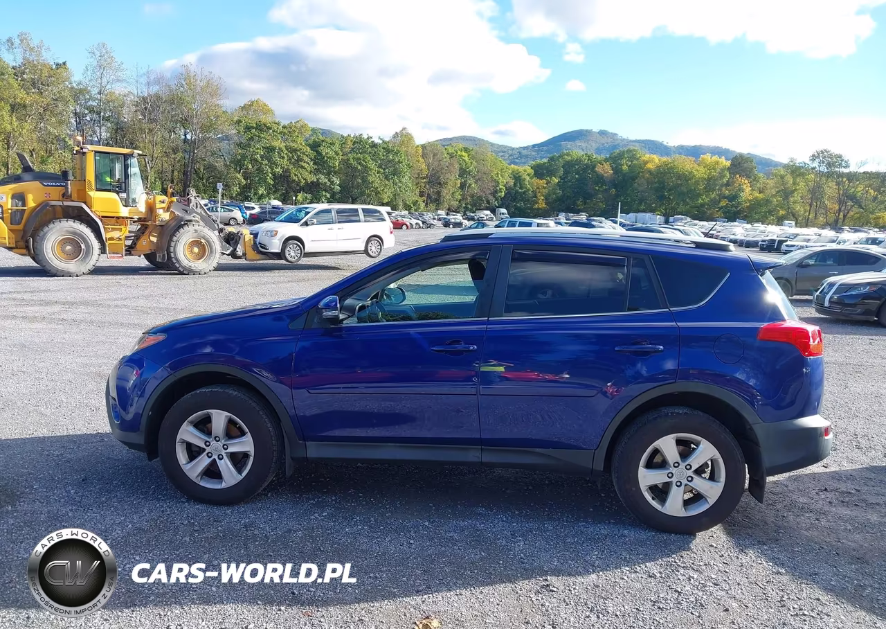 2014 Toyota Rav4 Xle VIN:2T3RFREV5EW227587 - 15