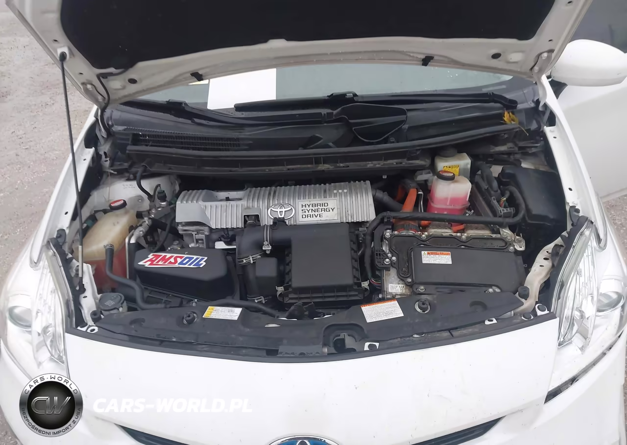 2015 Toyota Prius Two VIN:JTDKN3DU8F0457270 - 10