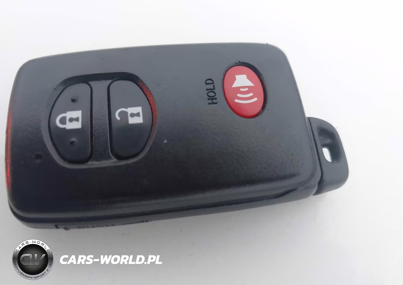 2015 Toyota Prius Two VIN:JTDKN3DU8F0457270 - 11