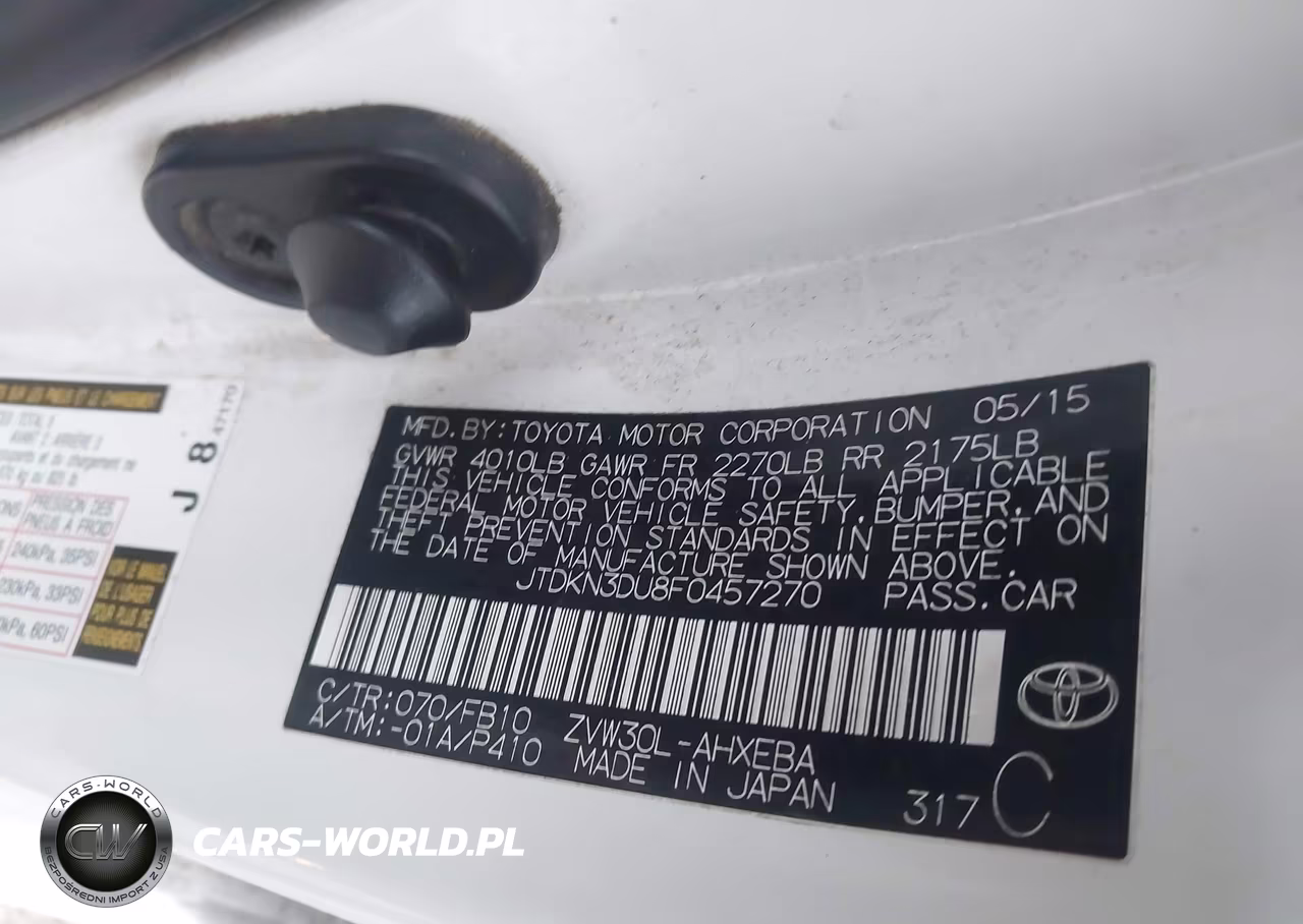 2015 Toyota Prius Two VIN:JTDKN3DU8F0457270 - 9