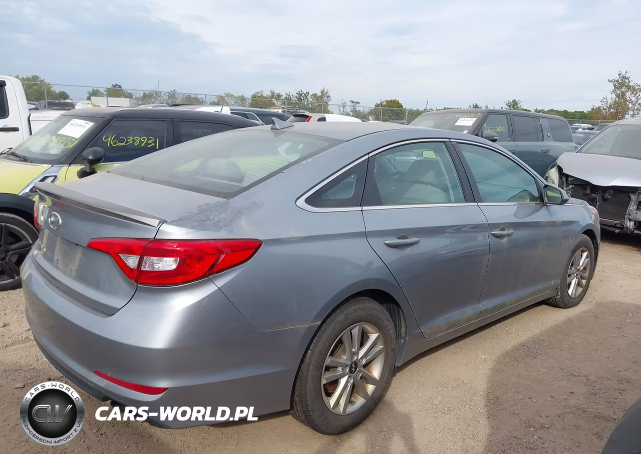 2015 Hyundai Sonata Se VIN:5NPE24AF6FH019626 - 4