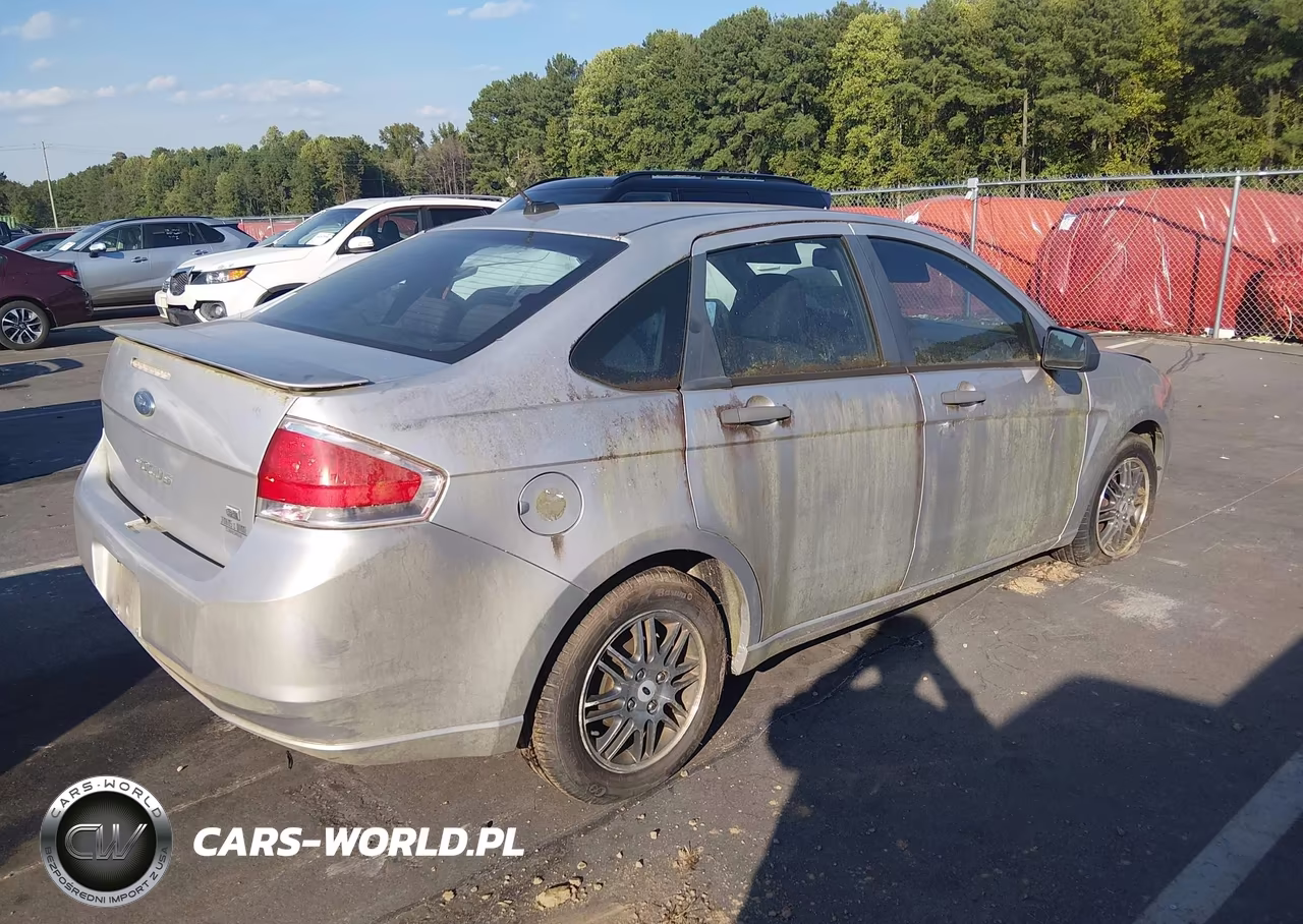 2011 Ford Focus Se VIN:1FAHP3FN5BW187129 - 4