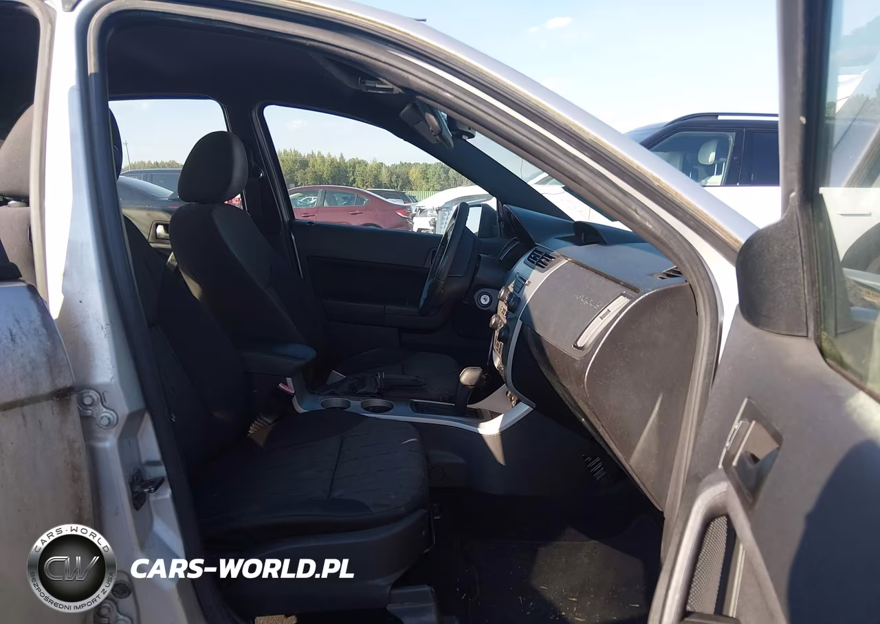 2011 Ford Focus Se VIN:1FAHP3FN5BW187129 - 5