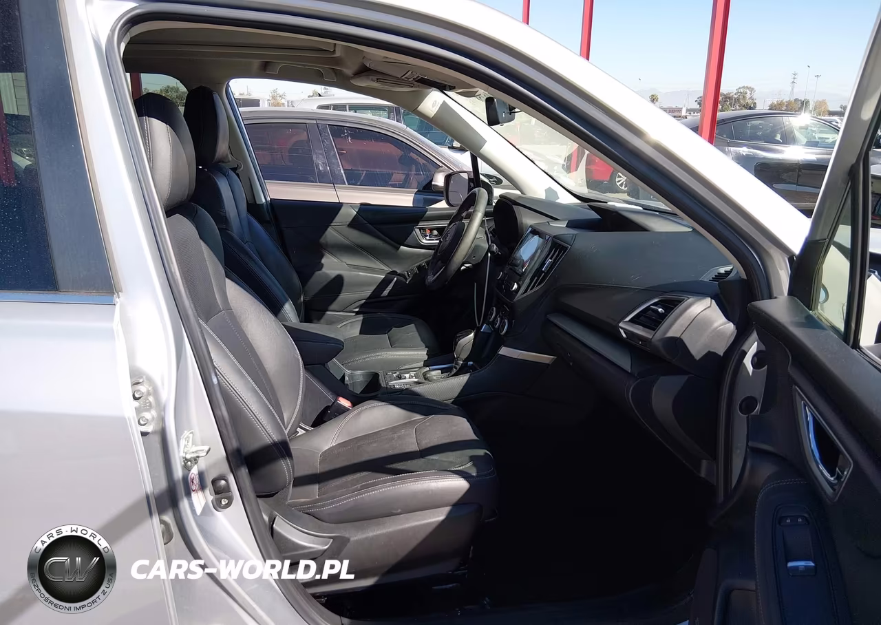2019 Subaru Forester Limited VIN:JF2SKAUC6KH422826 - 5