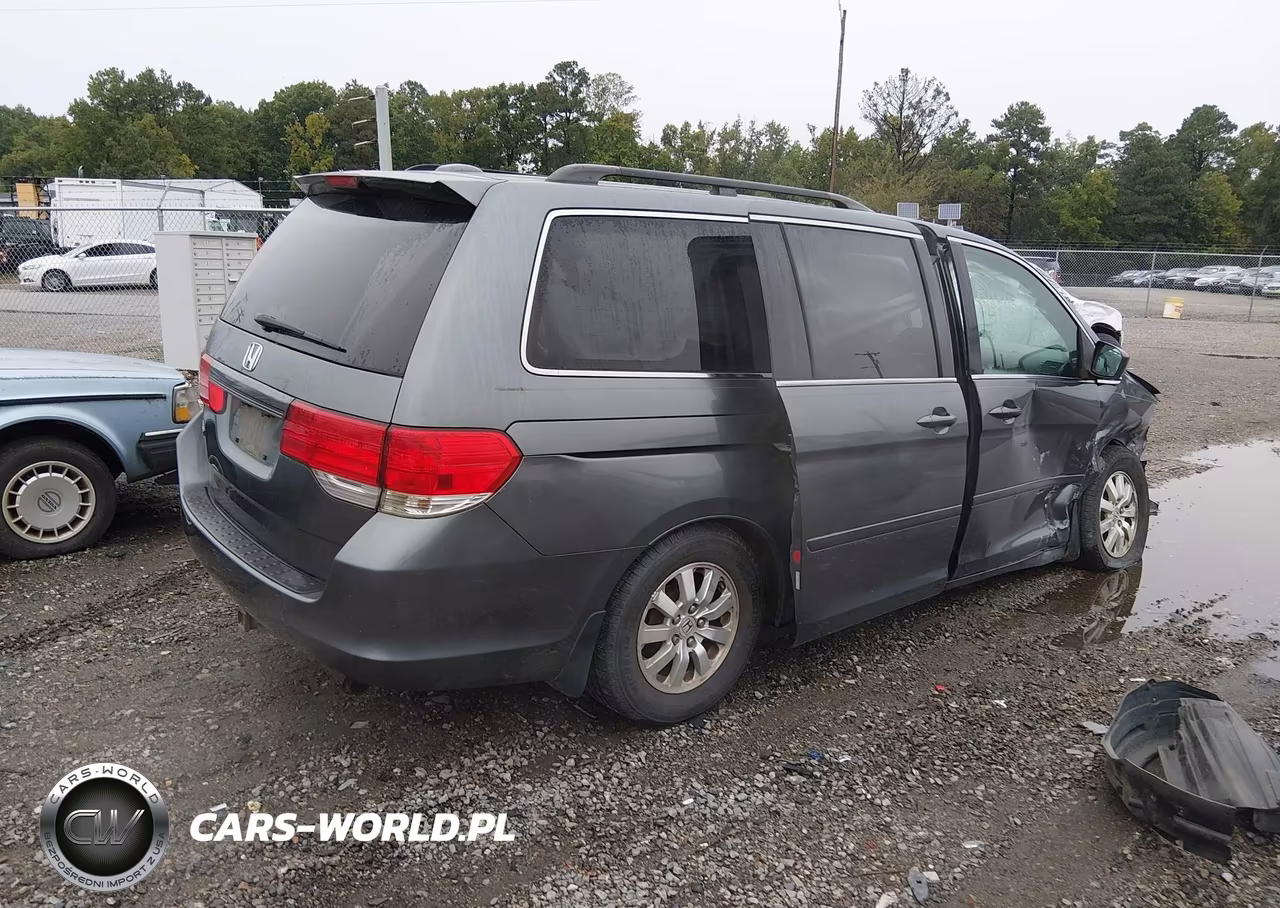 2010 Honda Odyssey Ex-L VIN:5FNRL3H67AB101628 - 4