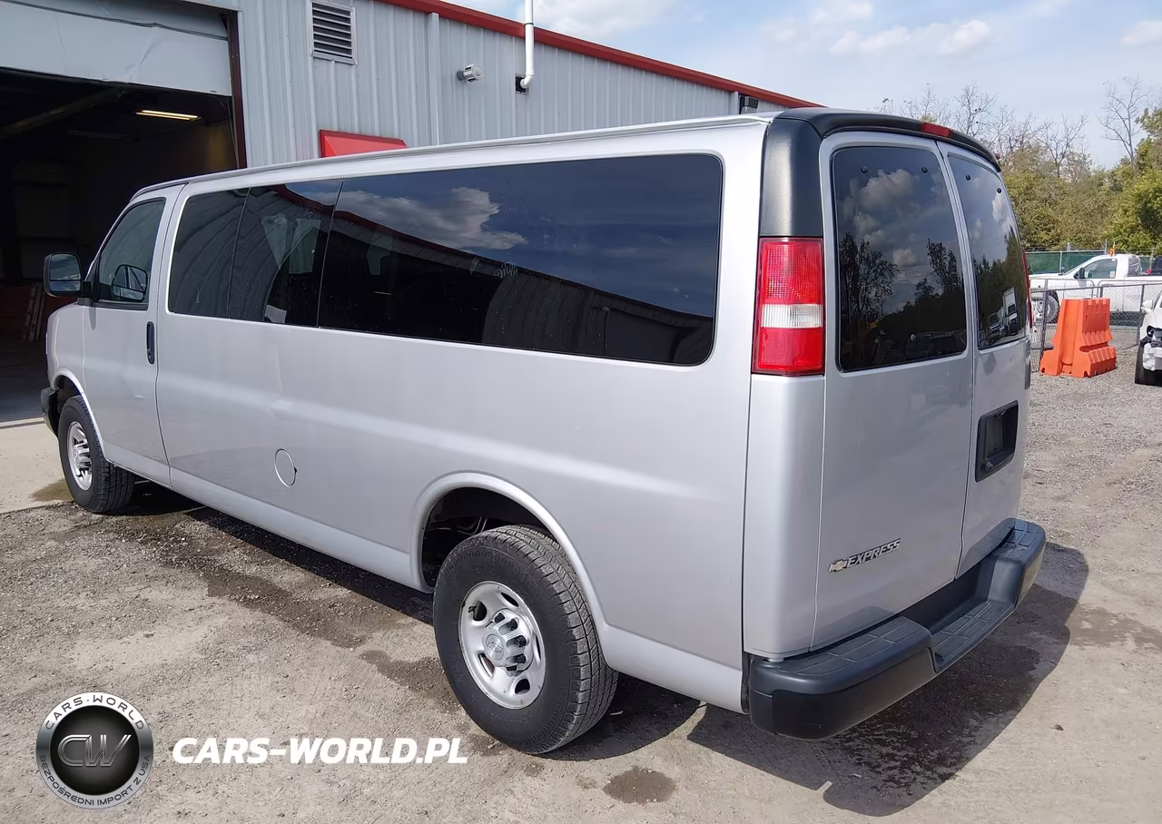 2019 Chevrolet Express 3500 Ls VIN:1GAZGNFG7K1357928 - 3