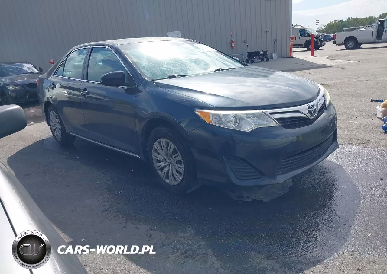 2014 Toyota Camry Le VIN:4T1BF1FK4EU309469 - 1