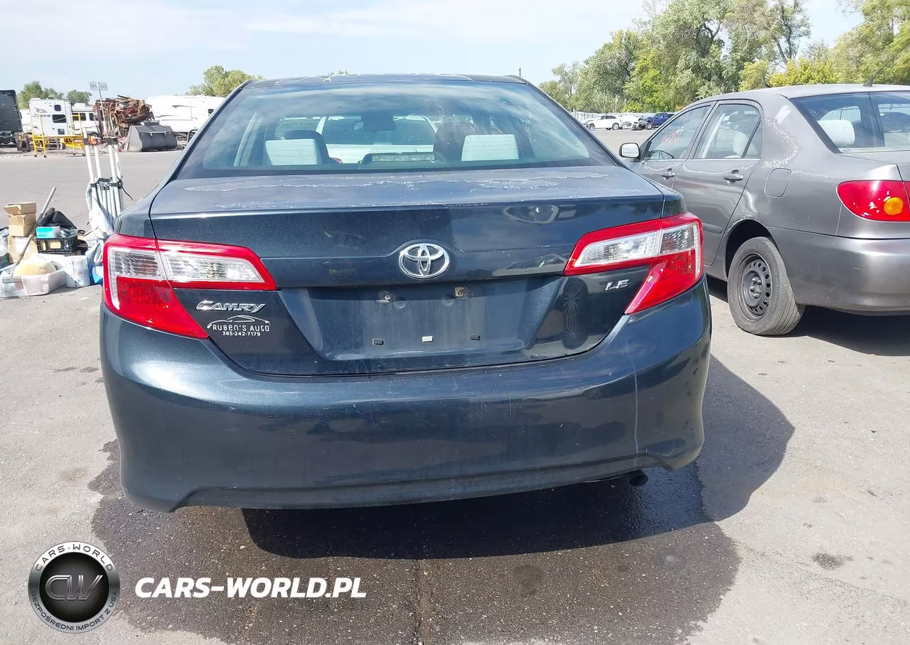 2014 Toyota Camry Le VIN:4T1BF1FK4EU309469 - 16