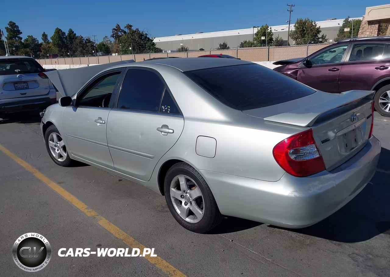 2003 Toyota Camry Se VIN:JTDBE32K130146325 - 3