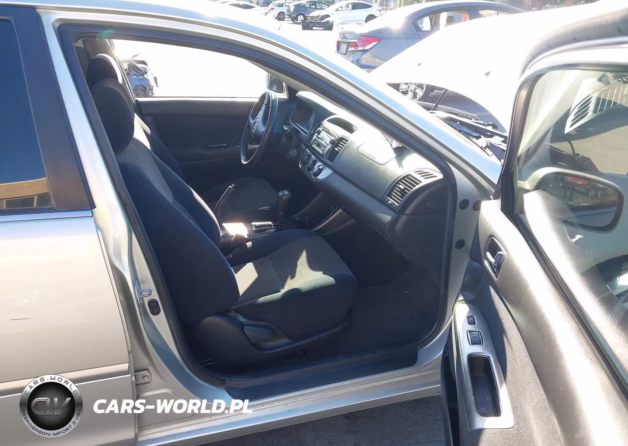 2003 Toyota Camry Se VIN:JTDBE32K130146325 - 5
