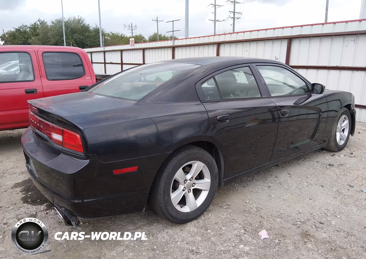 2011 Dodge Charger VIN:2B3CL3CG2BH532638 - 4