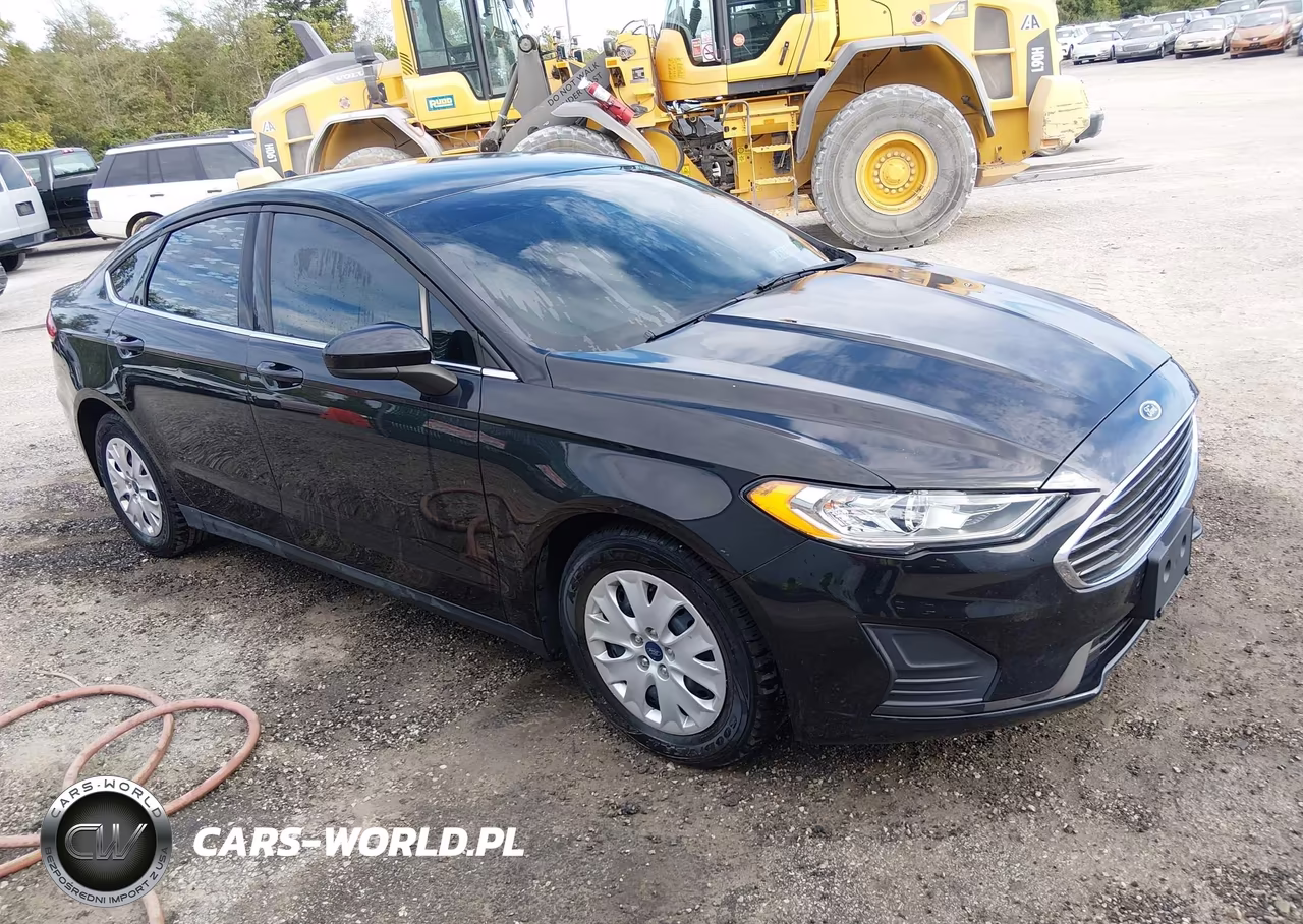 2020 Ford Fusion S VIN:3FA6P0G71LR119114 - 1