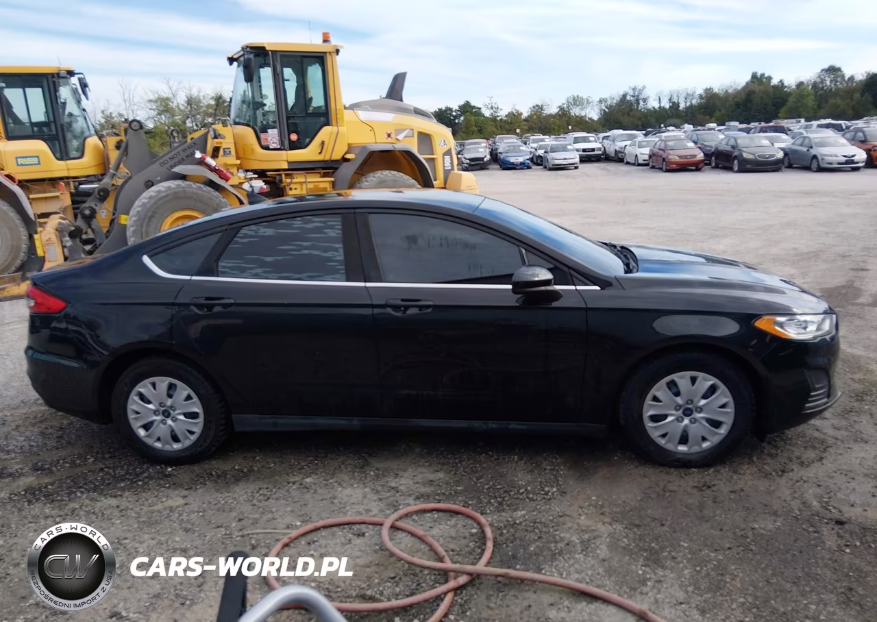 2020 Ford Fusion S VIN:3FA6P0G71LR119114 - 18