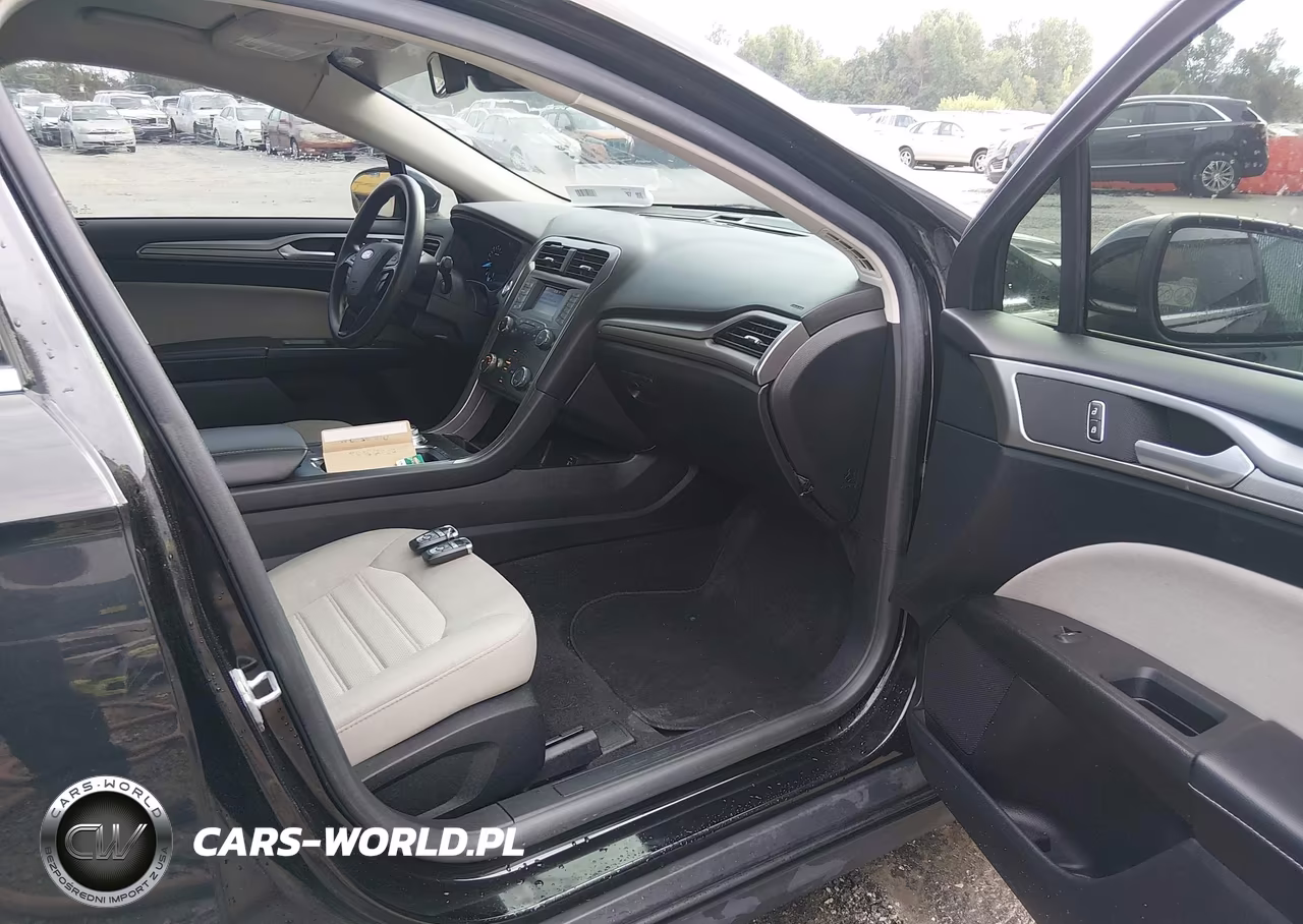 2020 Ford Fusion S VIN:3FA6P0G71LR119114 - 5