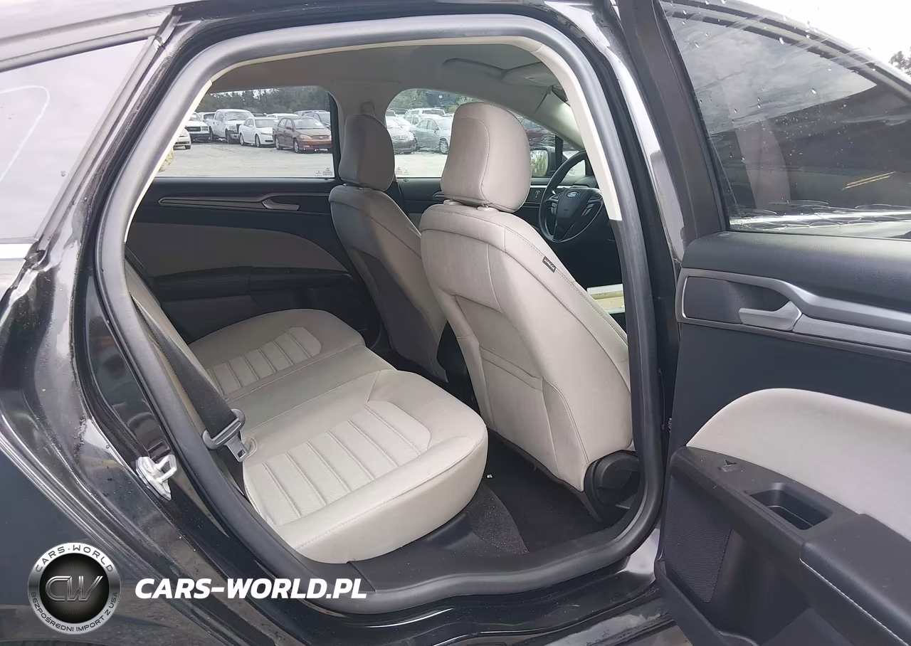 2020 Ford Fusion S VIN:3FA6P0G71LR119114 - 8