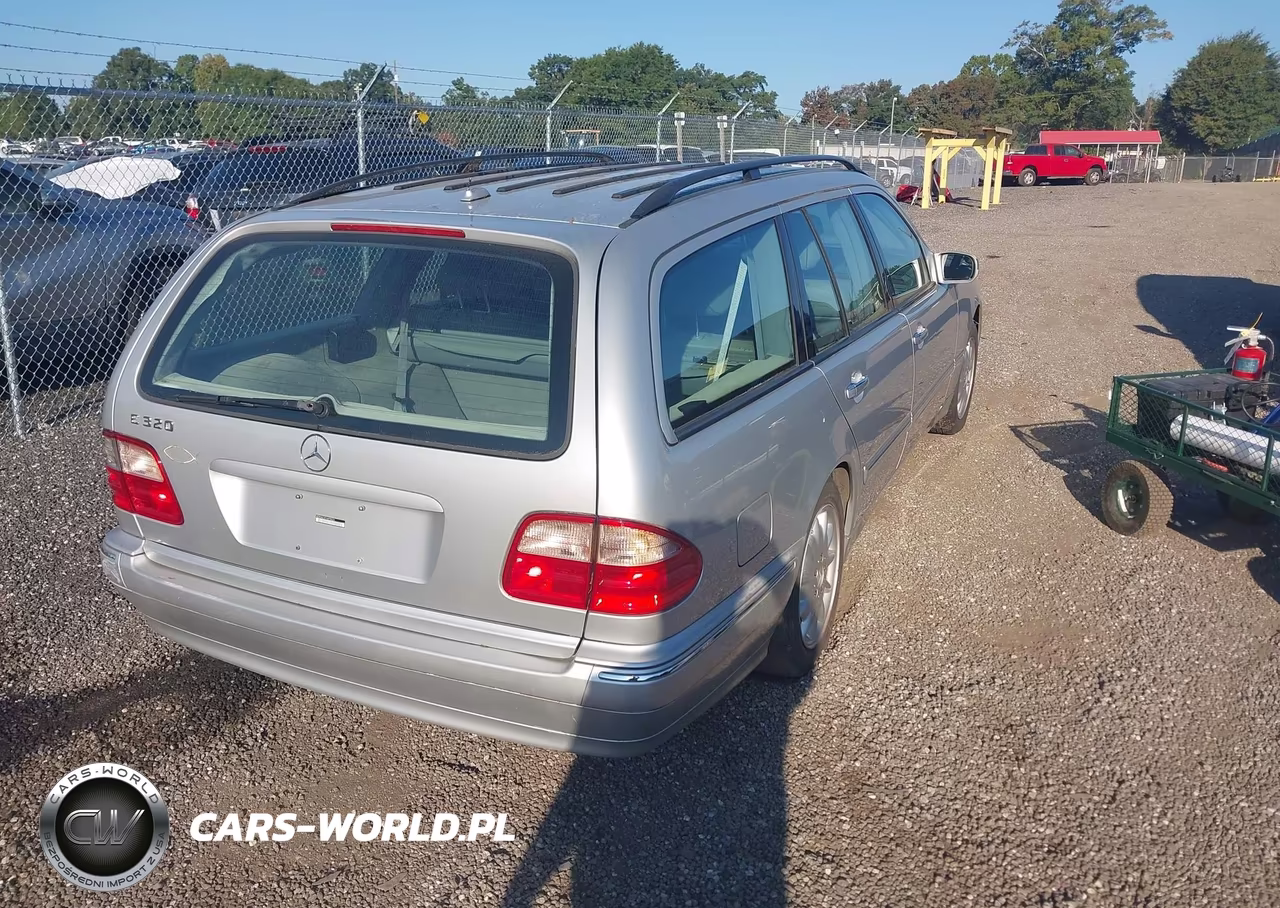 2000 Mercedes E Class VIN:WDBJH65JXYA979533 - 4