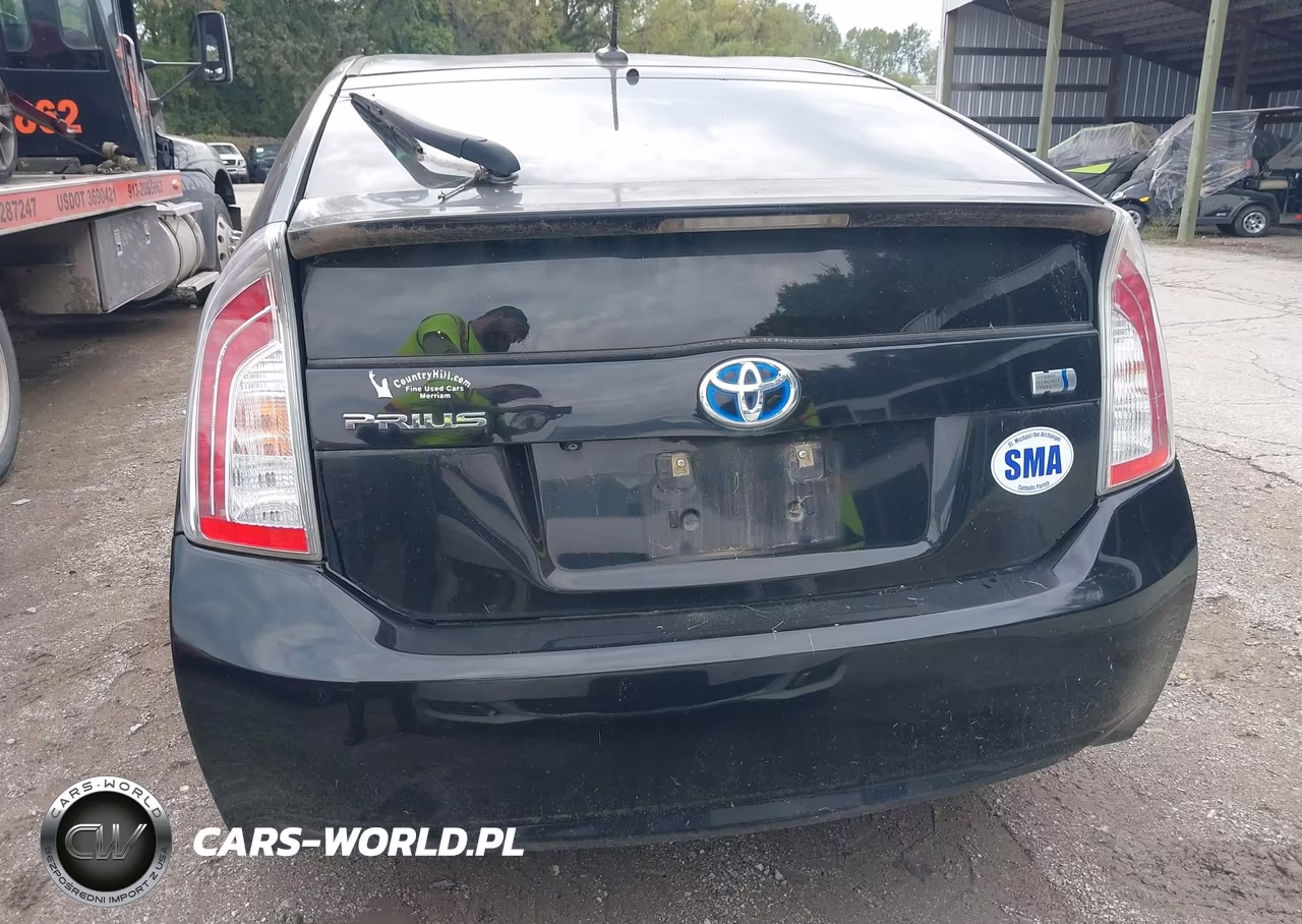 2013 Toyota Prius Four VIN:JTDKN3DU2D5561172 - 16