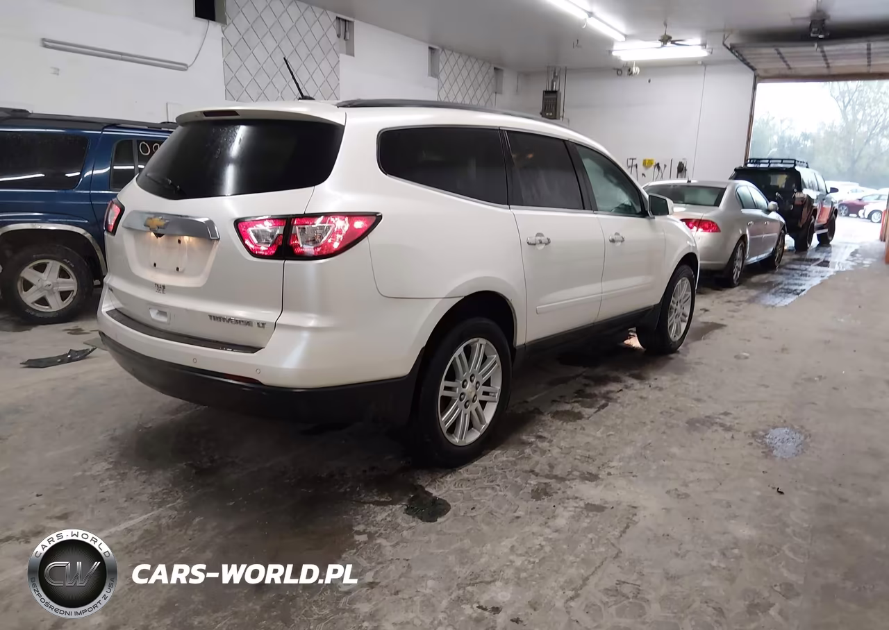 2013 Chevrolet Traverse 1Lt VIN:1GNKVGKD8DJ240732 - 4
