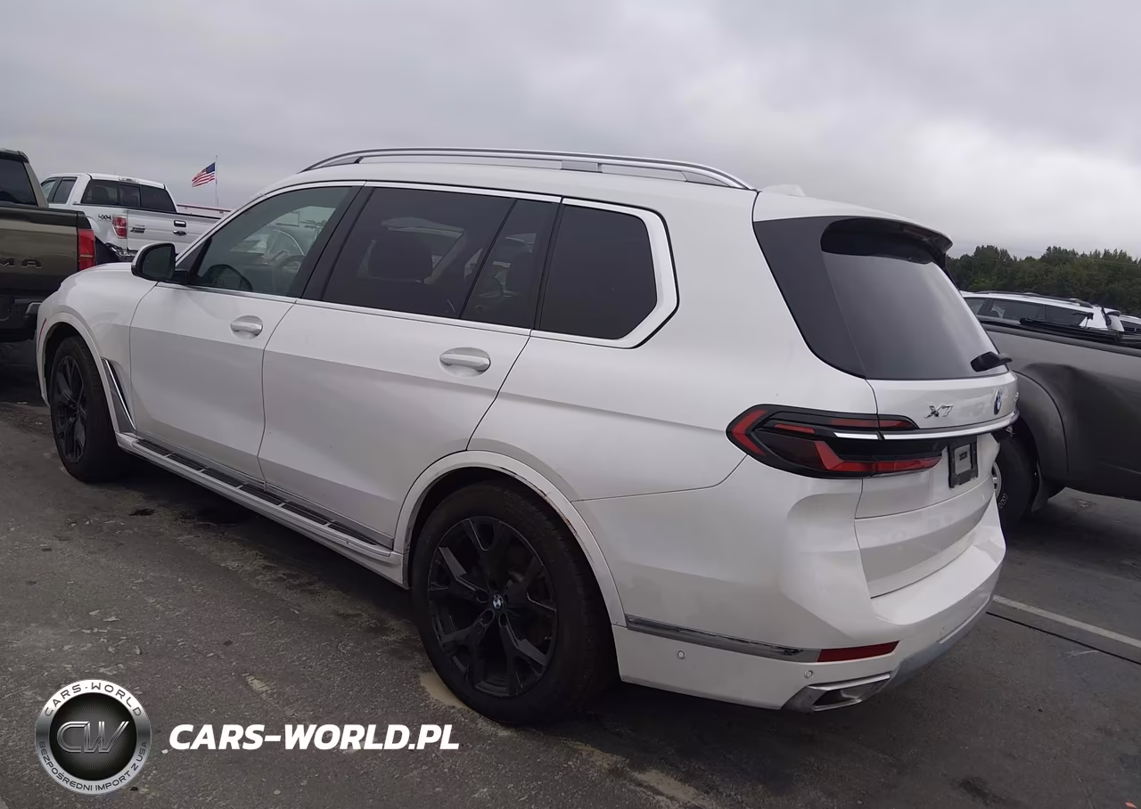 2025 BMW X7 xDrive40I VIN:5UX23EM03S9Z24646 - 3