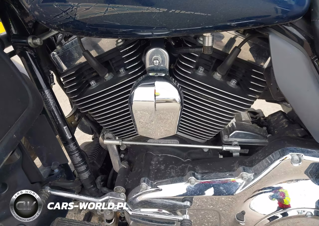 2016 Harley-Davidson Flhtk Ultra Limited VIN:1HD1KEL19GB635909 - 9