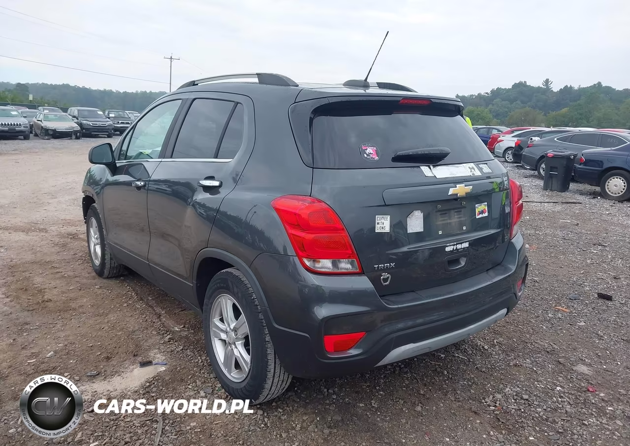 2018 Chevrolet Trax Lt VIN:KL7CJLSB0JB591816 - 3