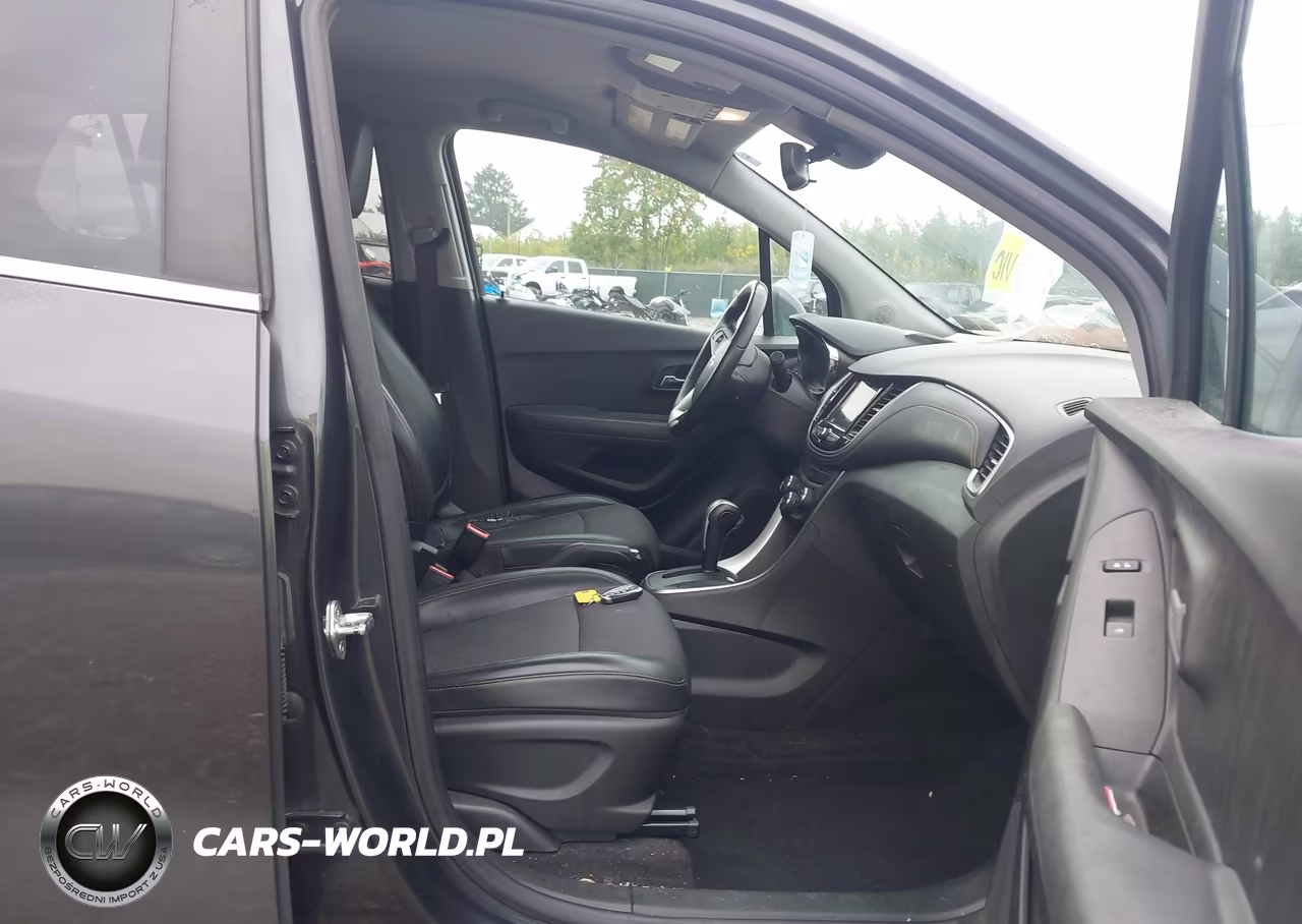 2018 Chevrolet Trax Lt VIN:KL7CJLSB0JB591816 - 5
