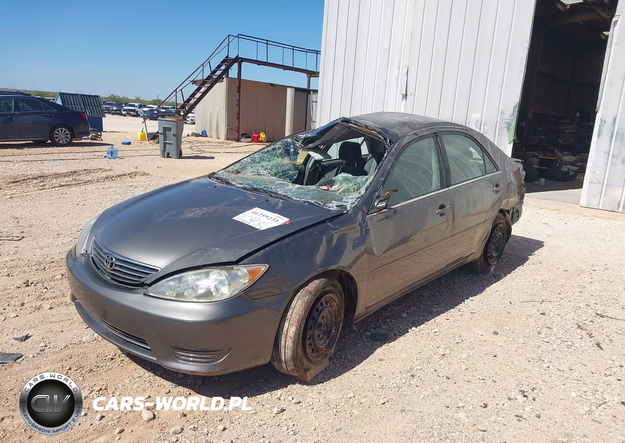 2005 Toyota Camry Le VIN:4T1BE32K45U567057 - 2