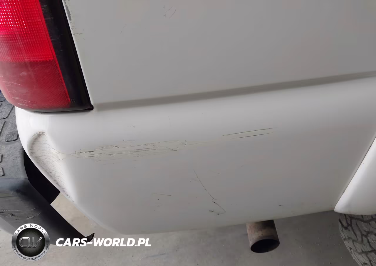 2005 Chevrolet Suburban 2500 Ls VIN:3GNGK26UX5G184579 - 12