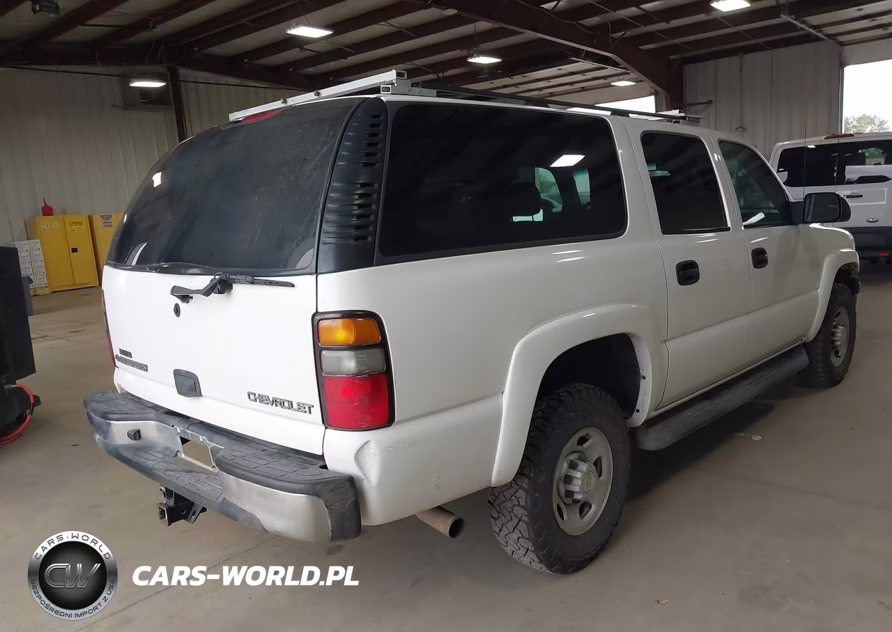 2005 Chevrolet Suburban 2500 Ls VIN:3GNGK26UX5G184579 - 4