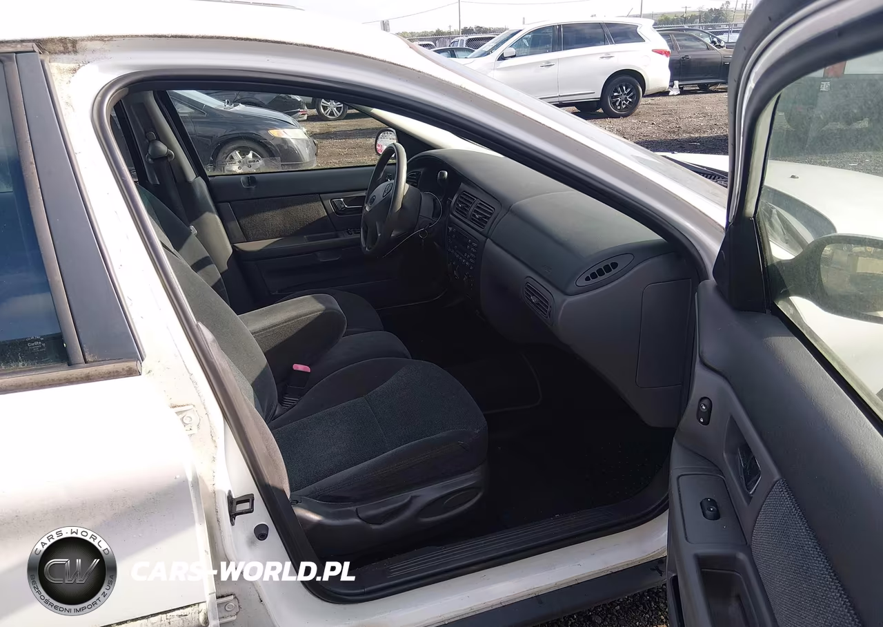 2001 Ford Taurus VIN:1FAFP55U61A125830 - 5