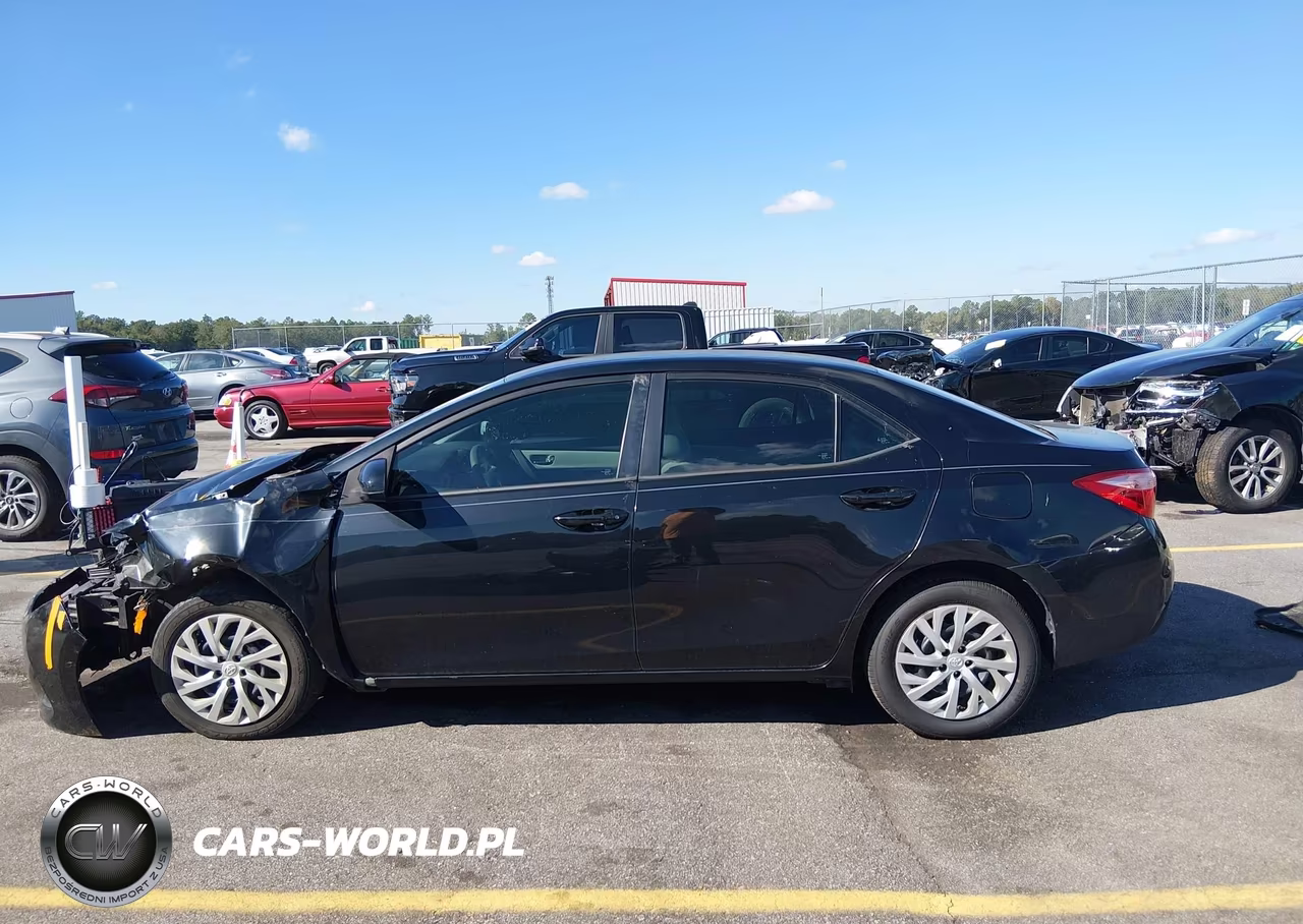 2019 Toyota Corolla Le VIN:2T1BURHE7KC204854 - 15
