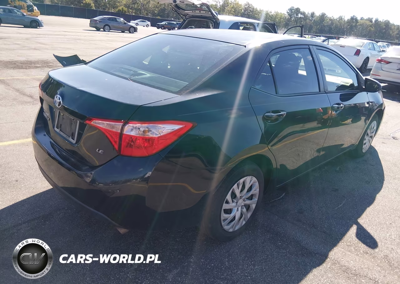 2019 Toyota Corolla Le VIN:2T1BURHE7KC204854 - 4