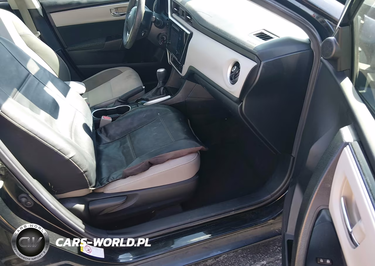 2019 Toyota Corolla Le VIN:2T1BURHE7KC204854 - 5