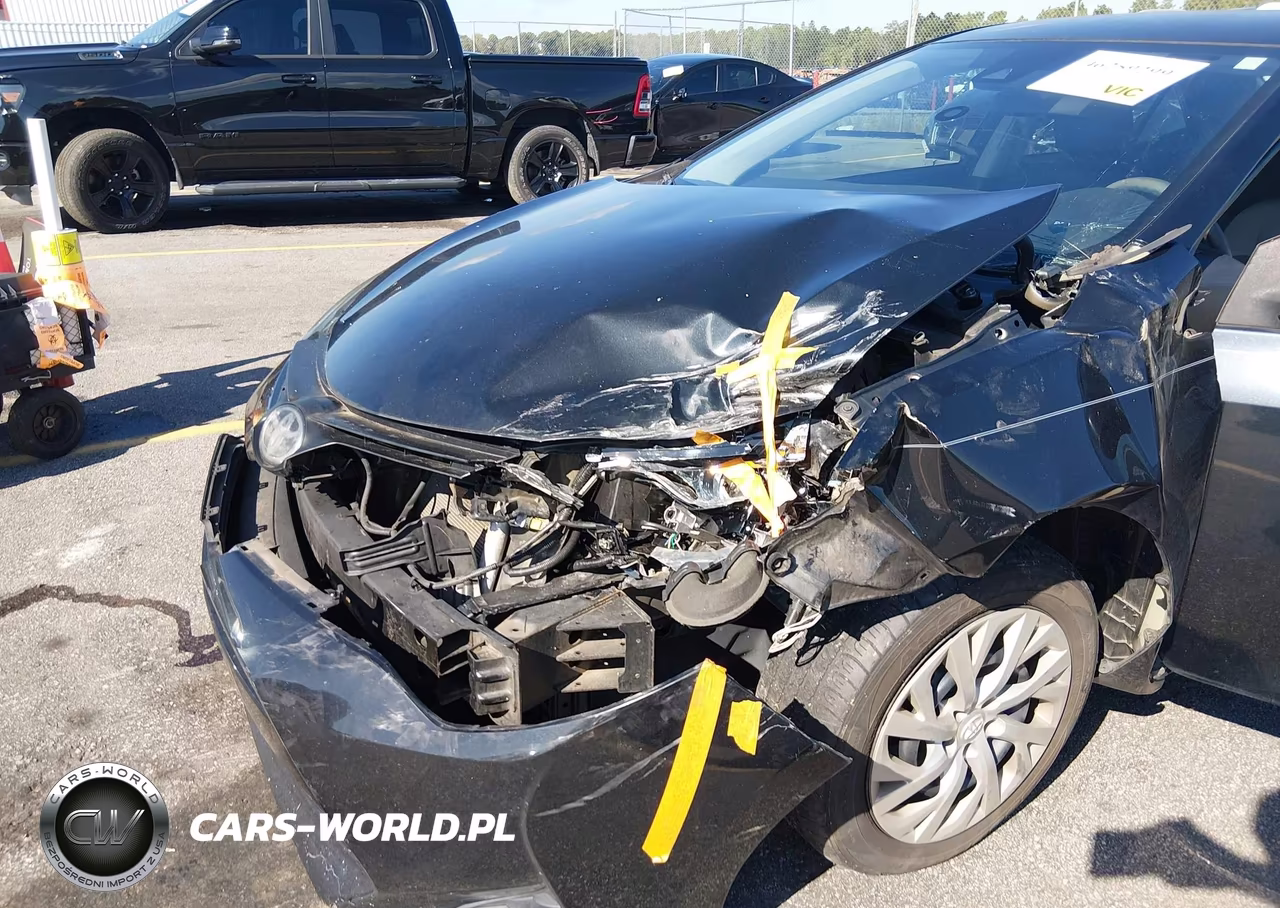 2019 Toyota Corolla Le VIN:2T1BURHE7KC204854 - 6