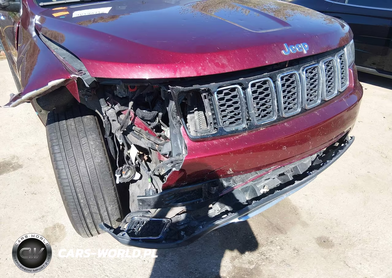 2018 Jeep Grand Cherokee Limited 4X4 VIN:1C4RJFBG0JC335230 - 17