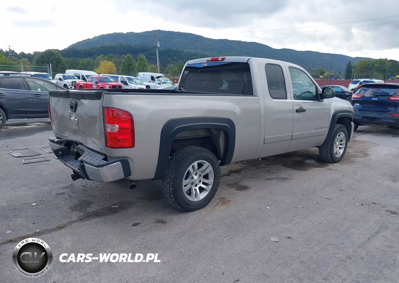 2007 Chevrolet Silverado 1500 Lt1 VIN:1GCEC19J17Z574725 - 4