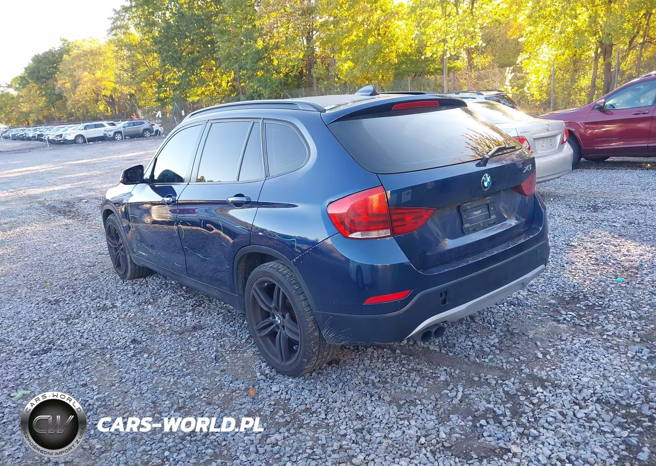 2015 BMW X1 xDrive28I VIN:WBAVL1C54FVY40236 - 3