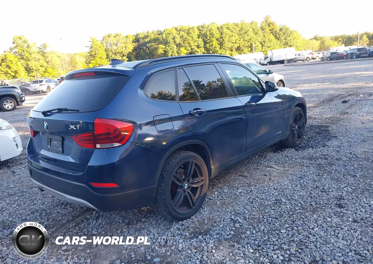 2015 BMW X1 xDrive28I VIN:WBAVL1C54FVY40236 - 4