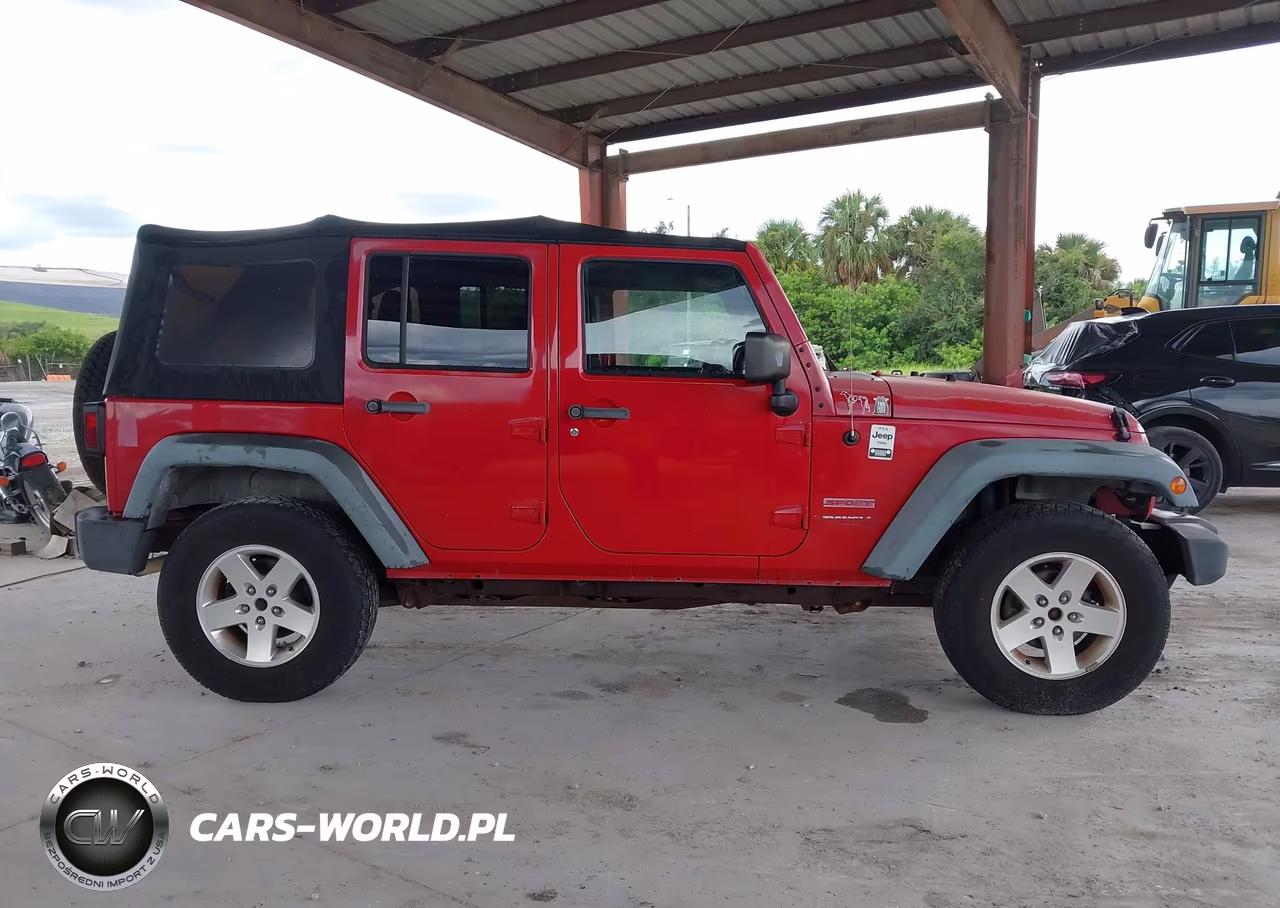2011 Jeep Wrangler Unlimited Sport VIN:1J4BA3H18BL528319 - 13