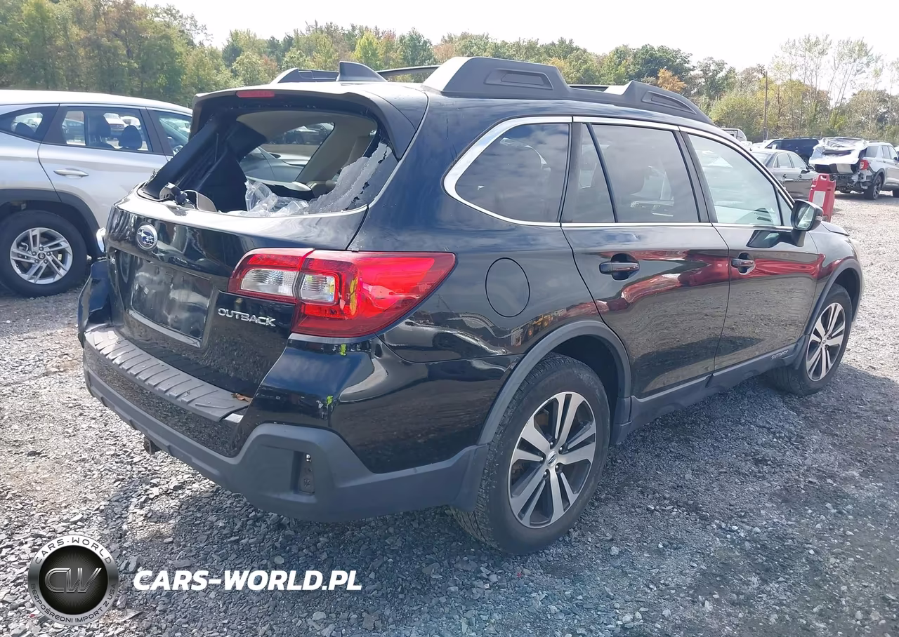 2018 Subaru Outback 2.5I Limited VIN:4S4BSAKC1J3321234 - 4