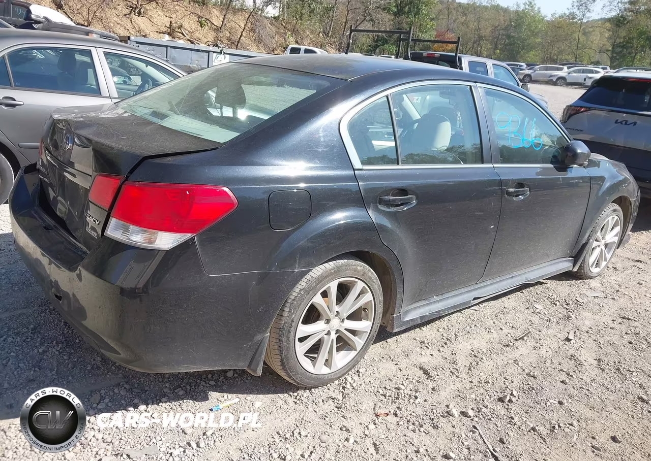 2013 Subaru Legacy 2.5I Premium VIN:4S3BMBC64D3021298 - 4