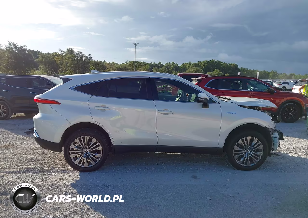 2021 Toyota Venza Limited VIN:JTEAAAAH1MJ022838 - 14