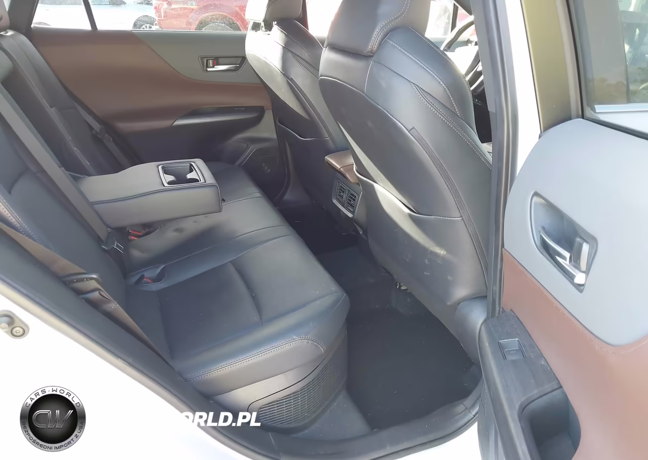 2021 Toyota Venza Limited VIN:JTEAAAAH1MJ022838 - 8